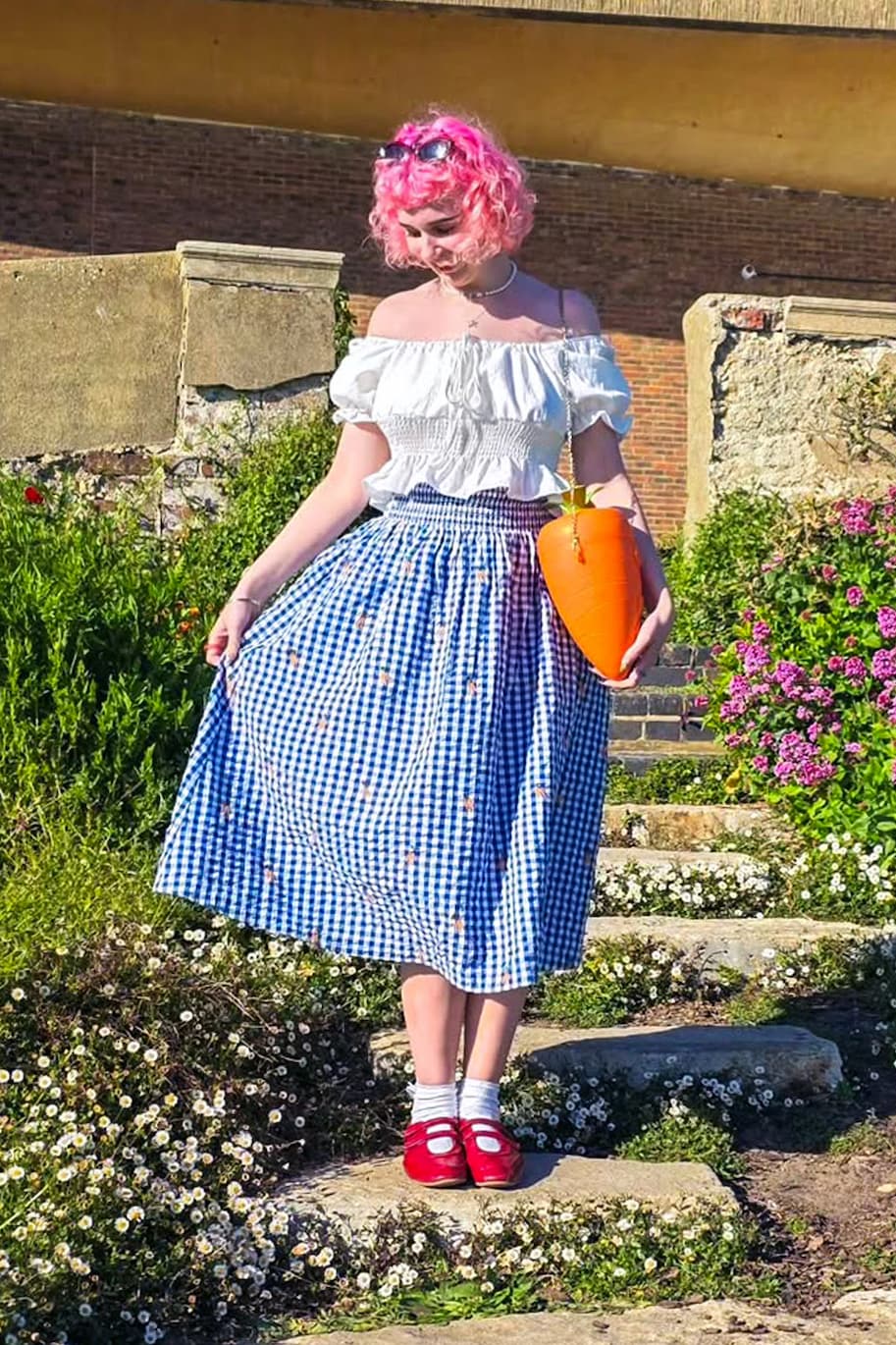 Sofiya - Midi Skirt in Gingham Carrot Embroidery