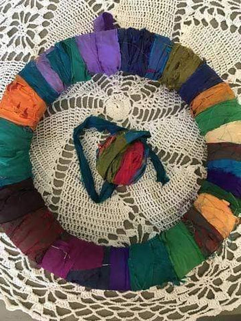 DIY ribbon wreath tutorial