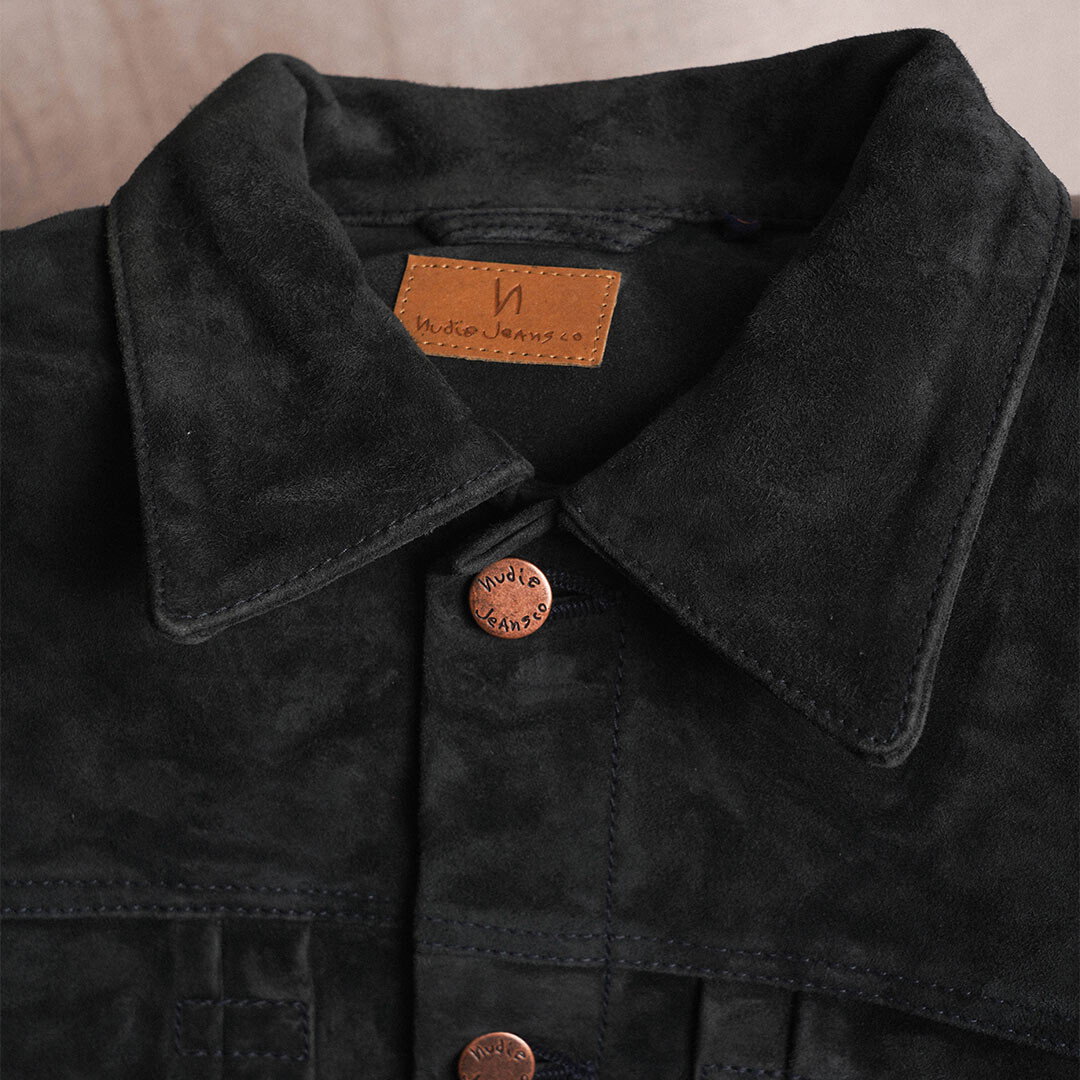 COATS & JACKETS