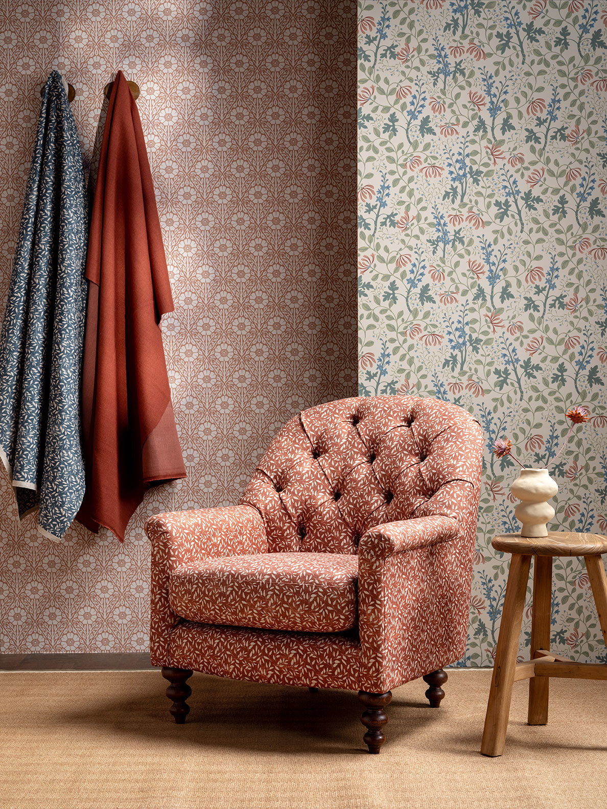 clover accent chair