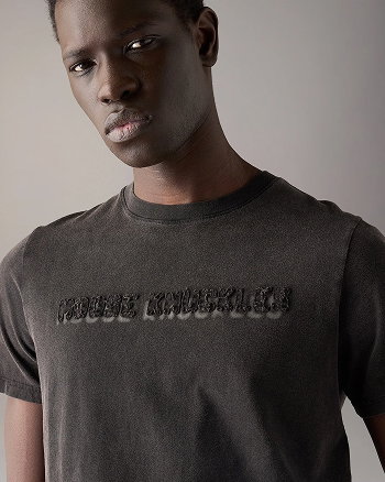 CONNOR LOGO TEE