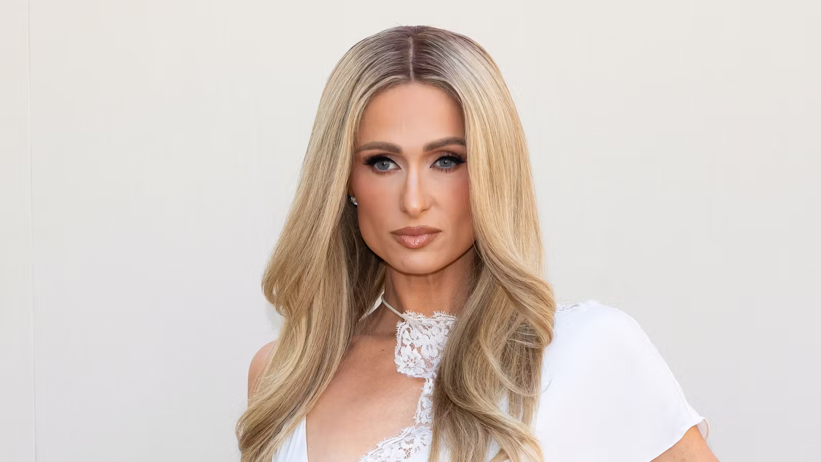 Paris Hilton Debuted Brunette Hair For The Gucci Cruise Show