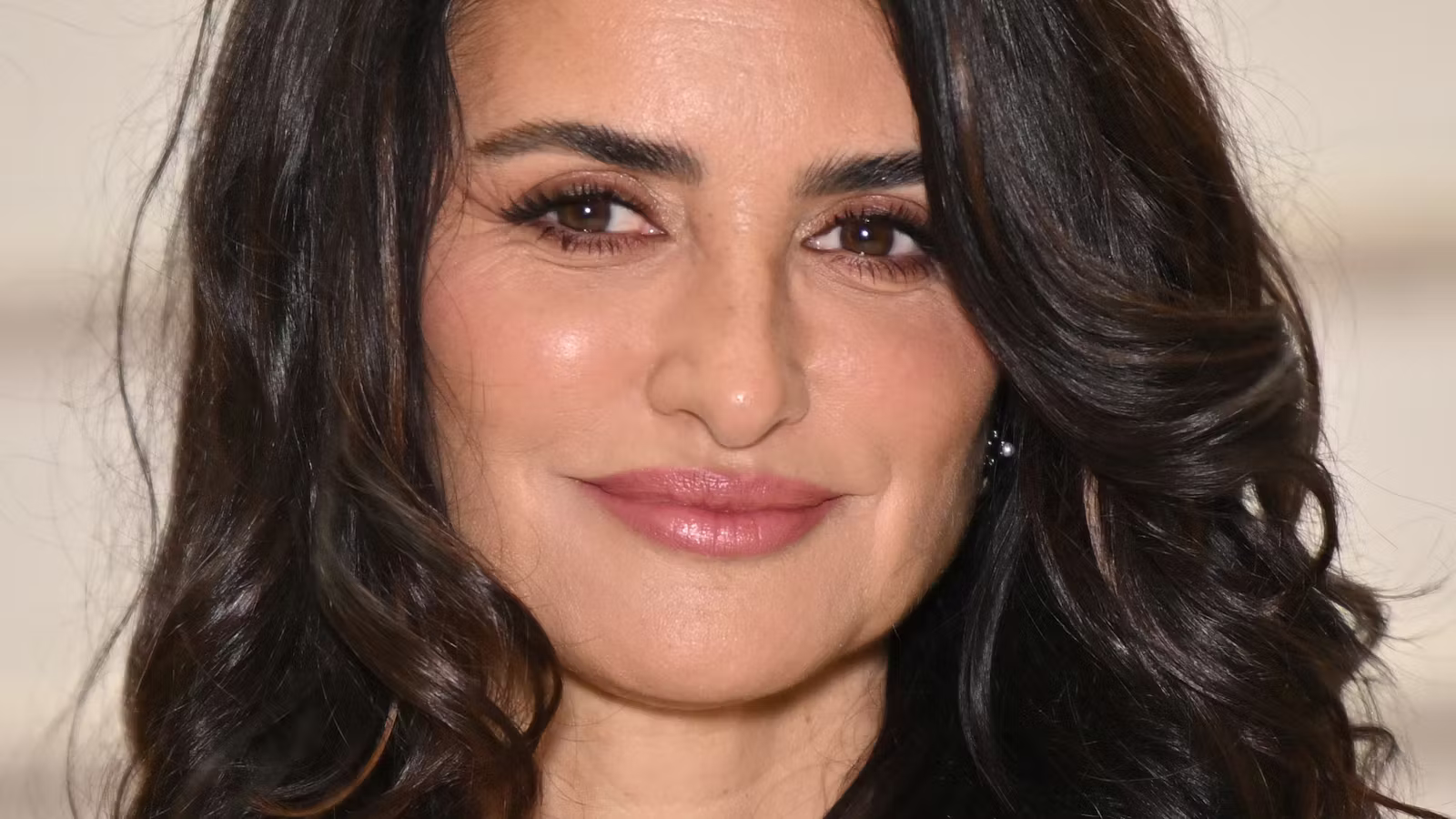 Penélope Cruz's New French Bob Is Everything