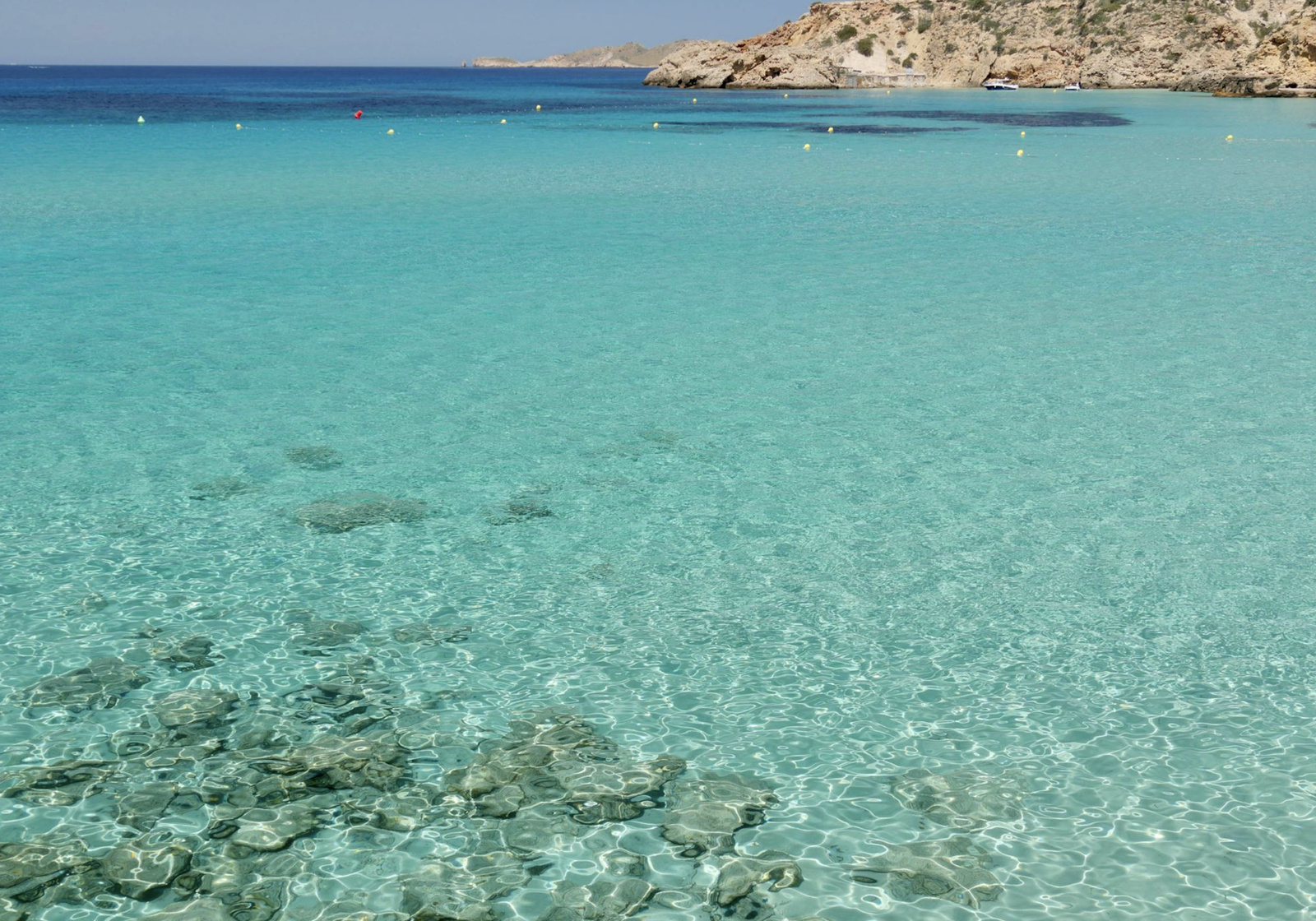 Ibiza: hotel 4* con desayuno por 48 euros