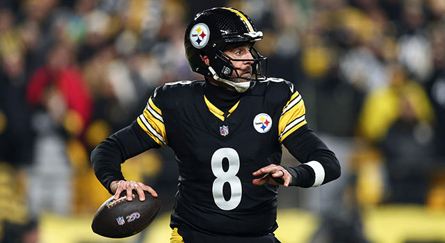 Aaron Rodgers returning to Steelers for 22nd season