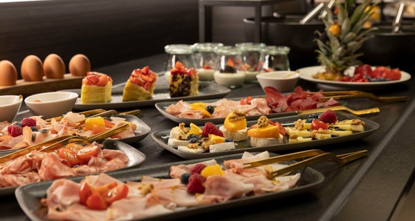 Mediterraner Sonntagsbrunch für 4 - 6 Personen