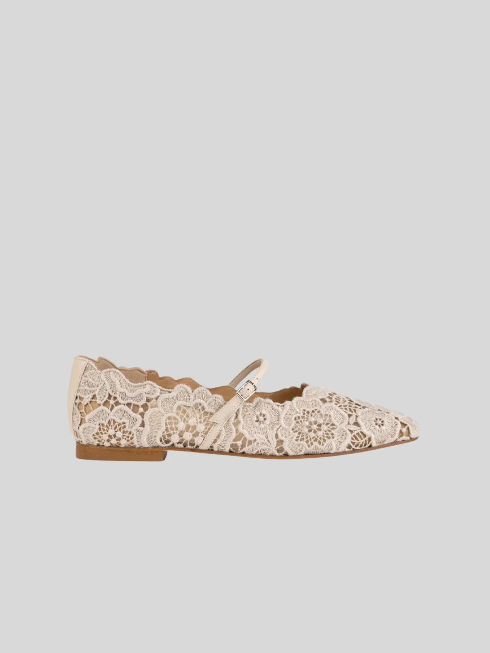 Image of Garda Lace Ballerina