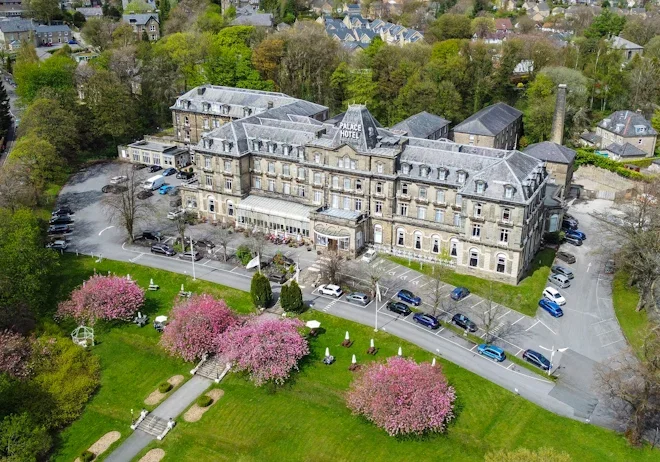 Palace Hotel & Spa