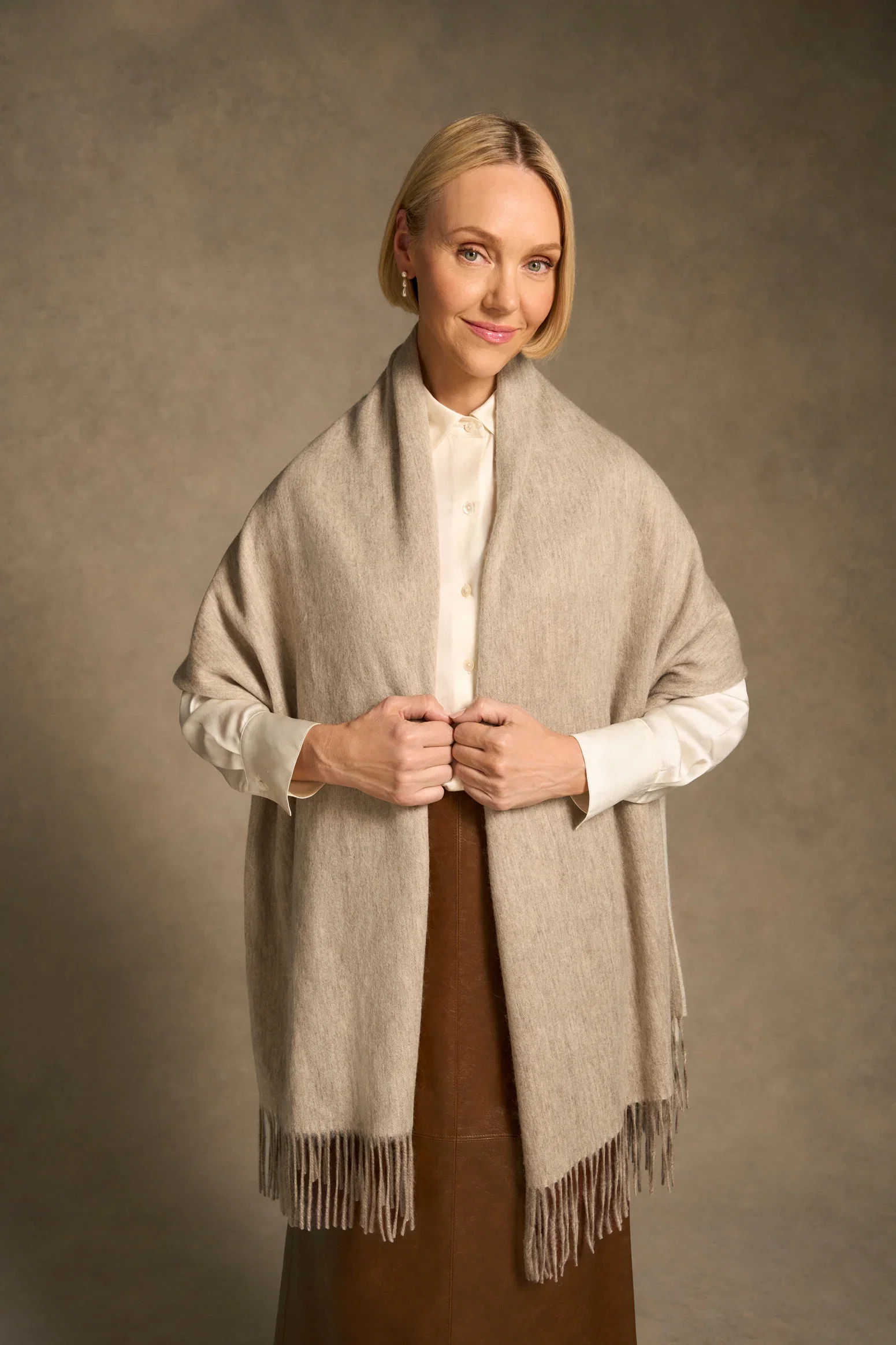 Image of Blanket Wool Scarf - Fawn / Cream