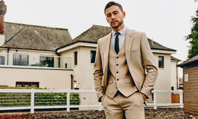 SUITS IMAGE