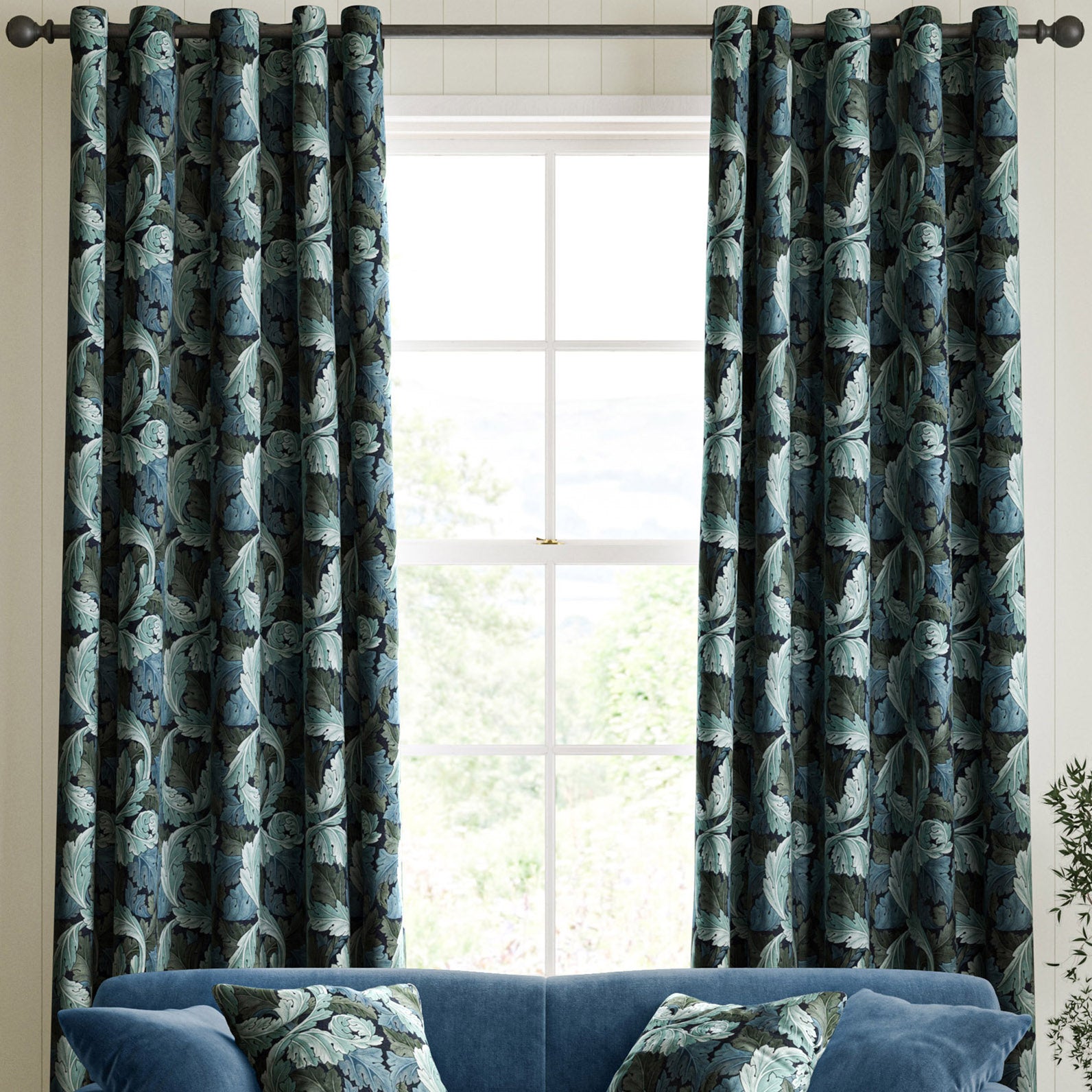 William Morris Acanthus Velvet Curtain