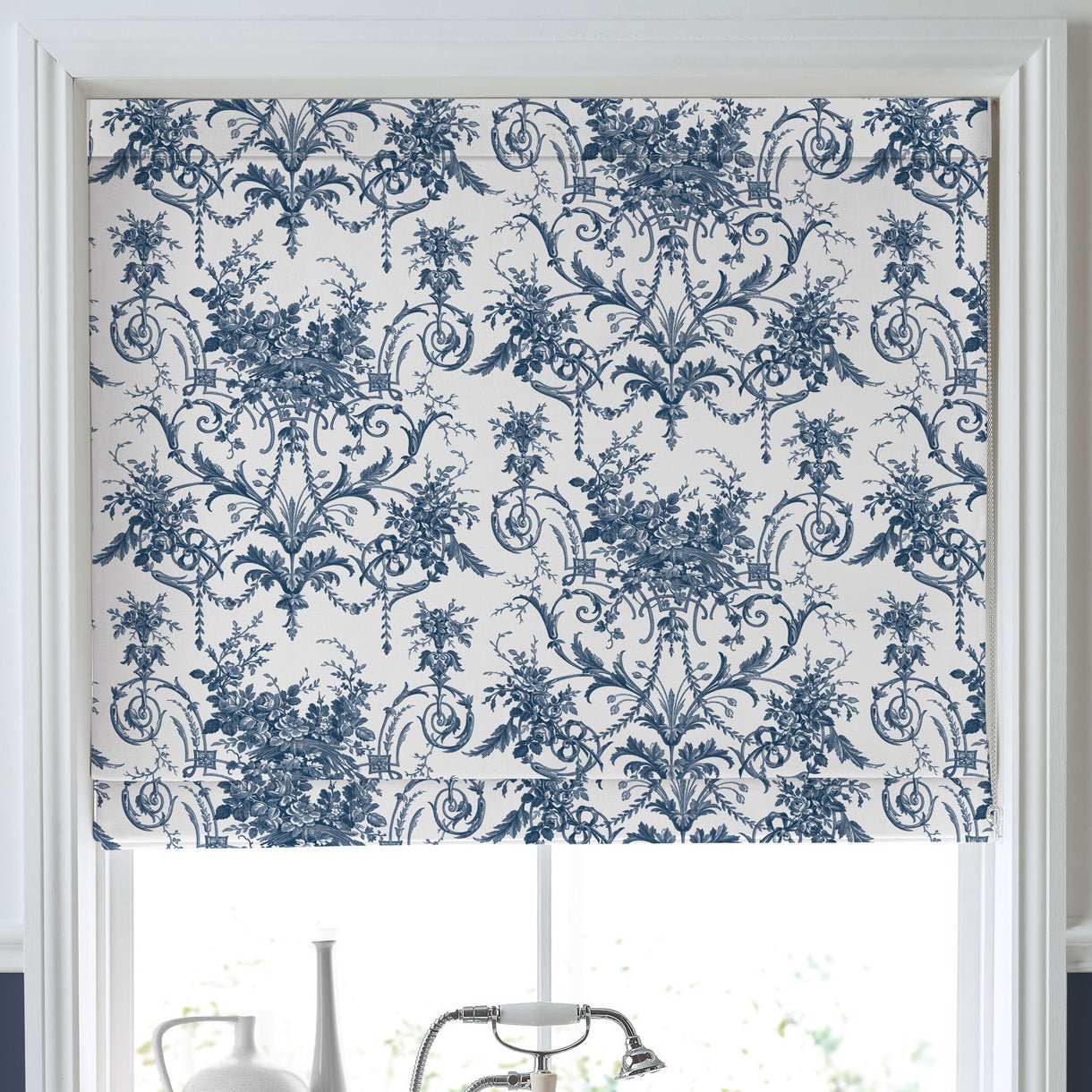Laura Ashley Tulleries Roman Blind
