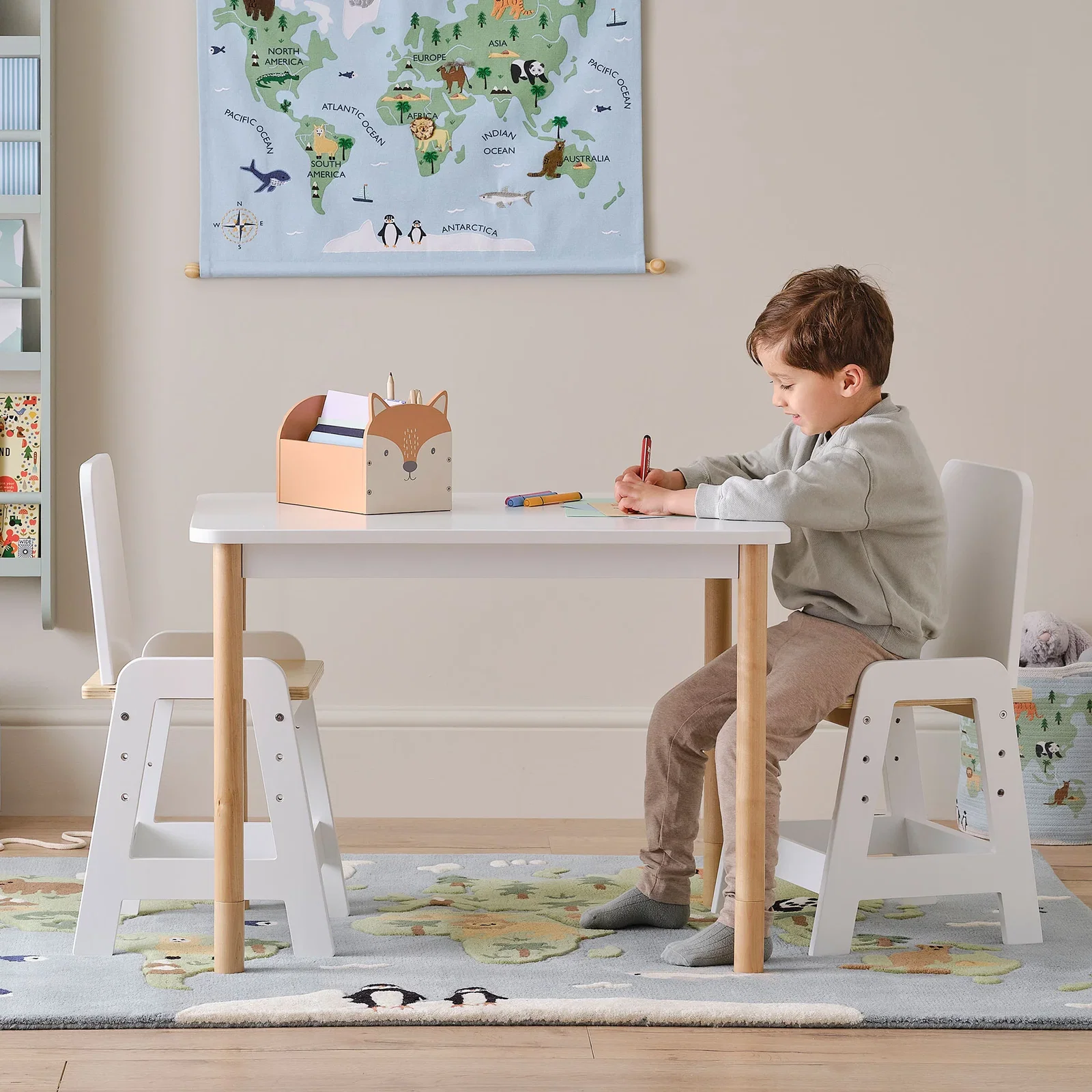 Image of Juniper Adjustable Table (from 2 to 8yrs)