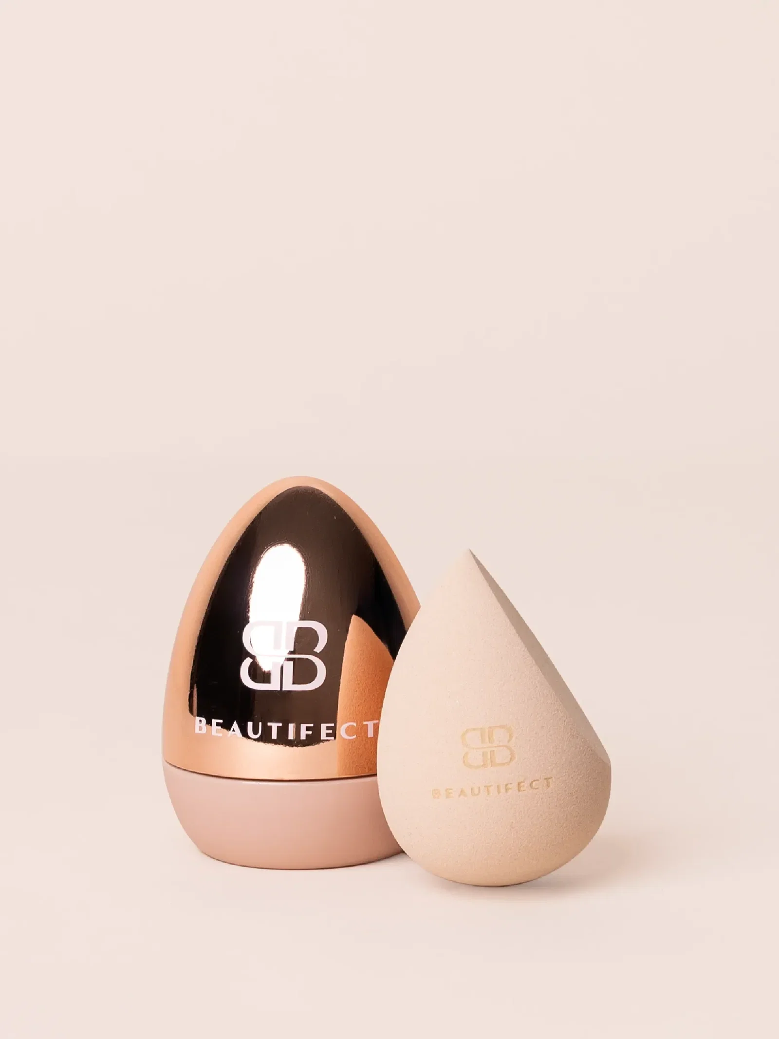 Image of Pod with Blender