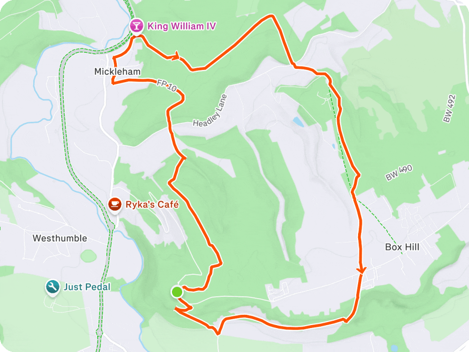 A GIF of hiking maps on Strava showing the hiking route.
