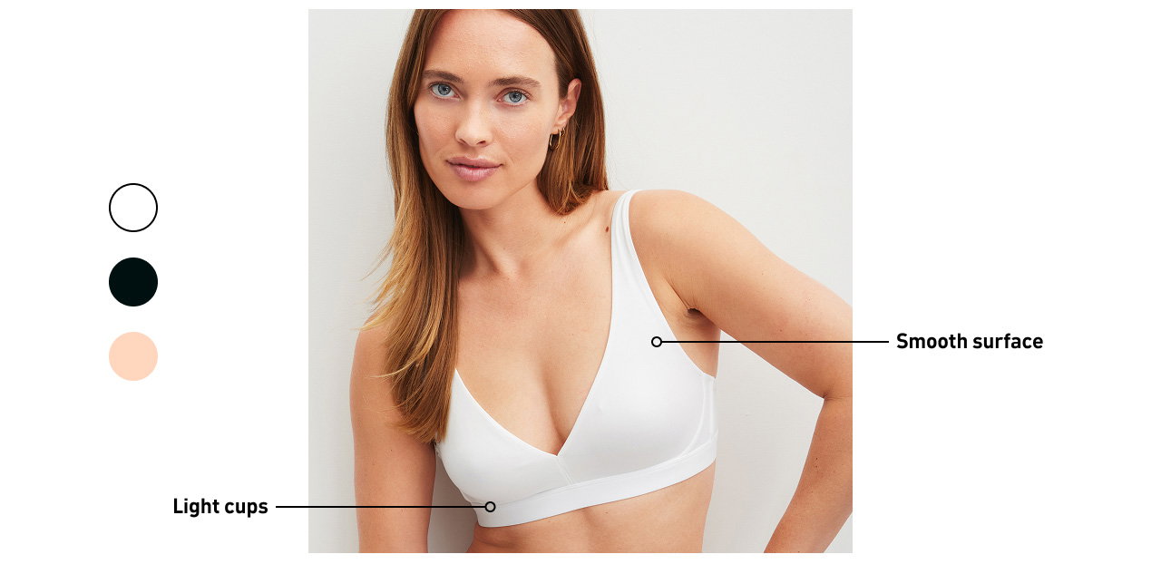 White soft bra with adjustable straps from the SLEEK SKIN collection by CALIDA. 
