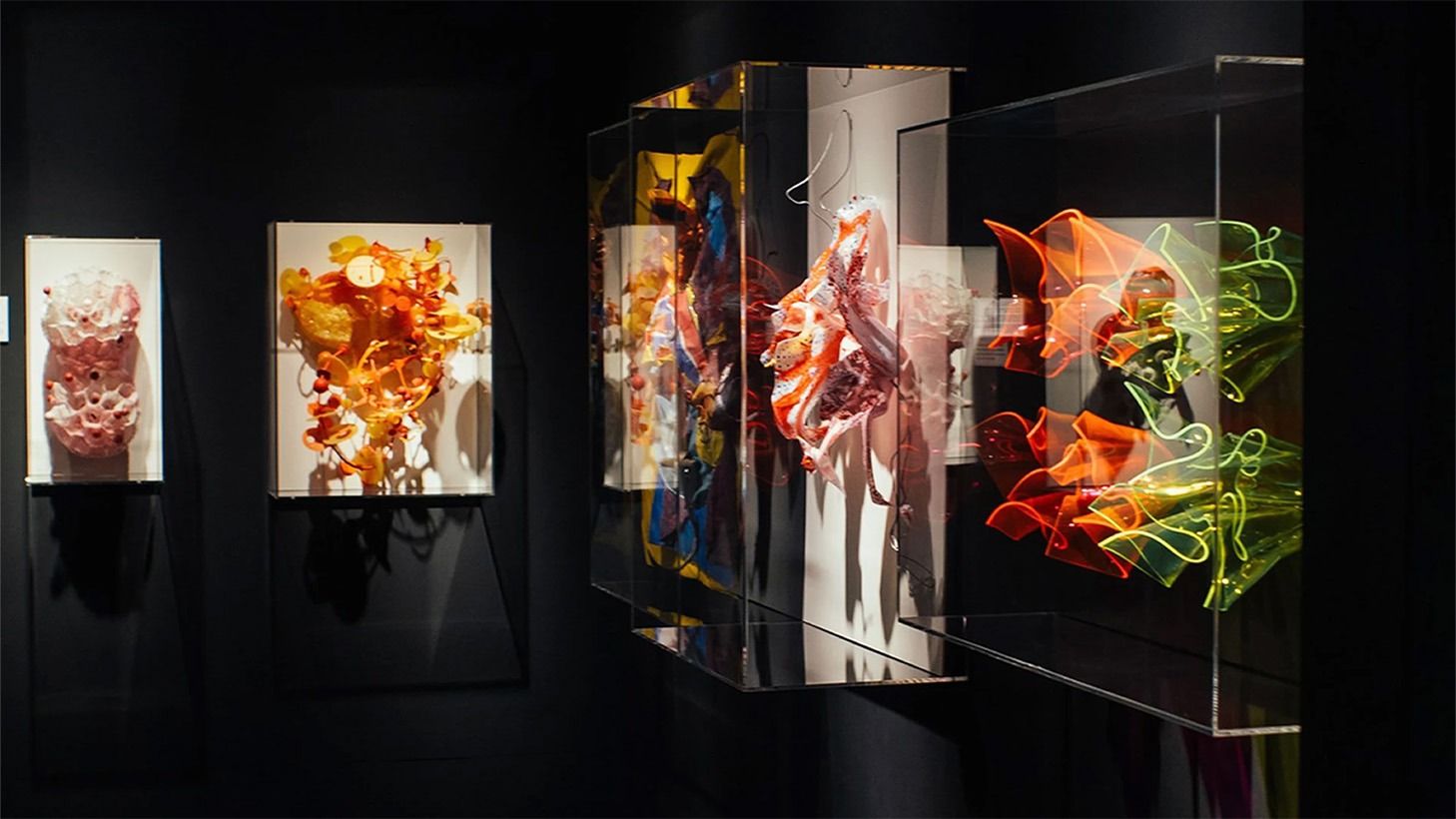 Self-Guided Day Pass to Six Art Galleries & Three Sculpture Gardens in Matakana