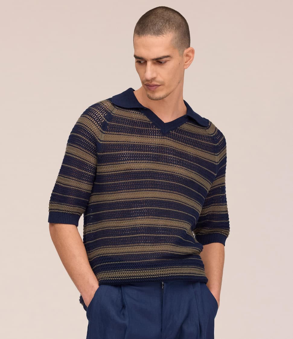 'Cale' V-neck Polo