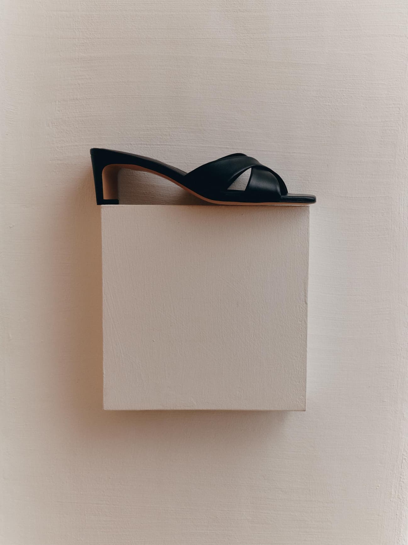 The Selene 50 in Black Nappa
