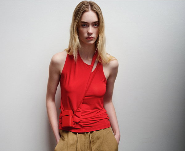 TWISTED TOP