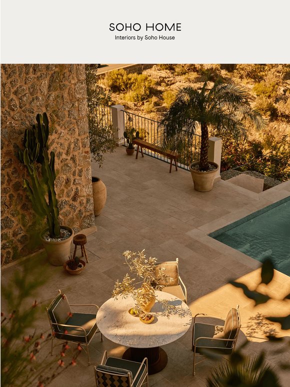 Take your hosting outdoors