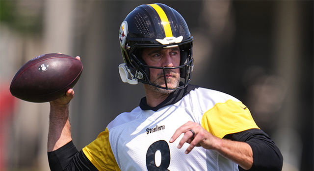 Steelers teammates ecstatic to welcome QB Aaron Rodgers back to Pittsburgh