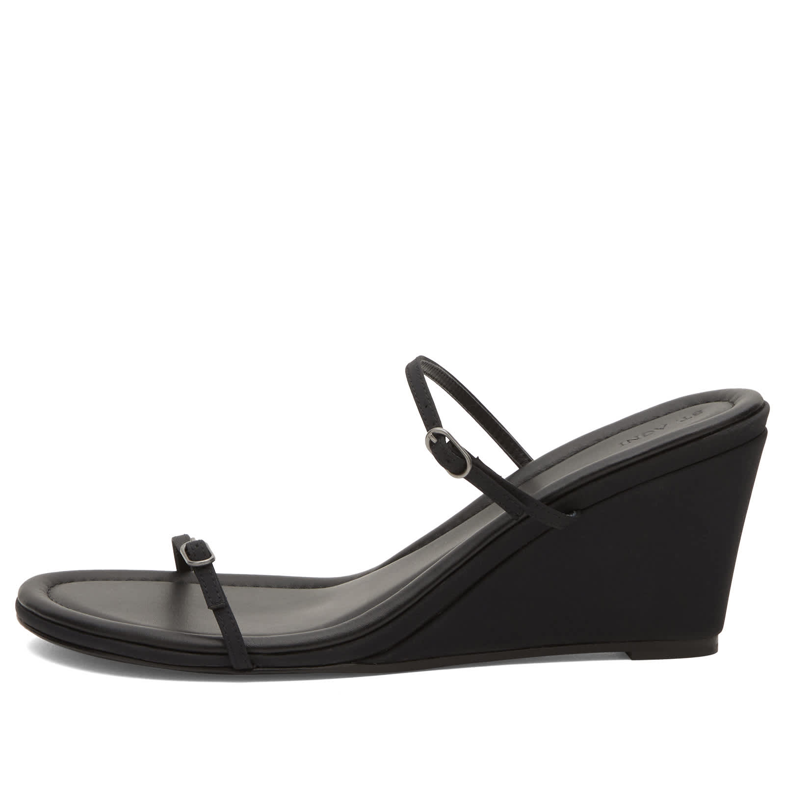 ST. AGNI Petit Belt Detail Wedge