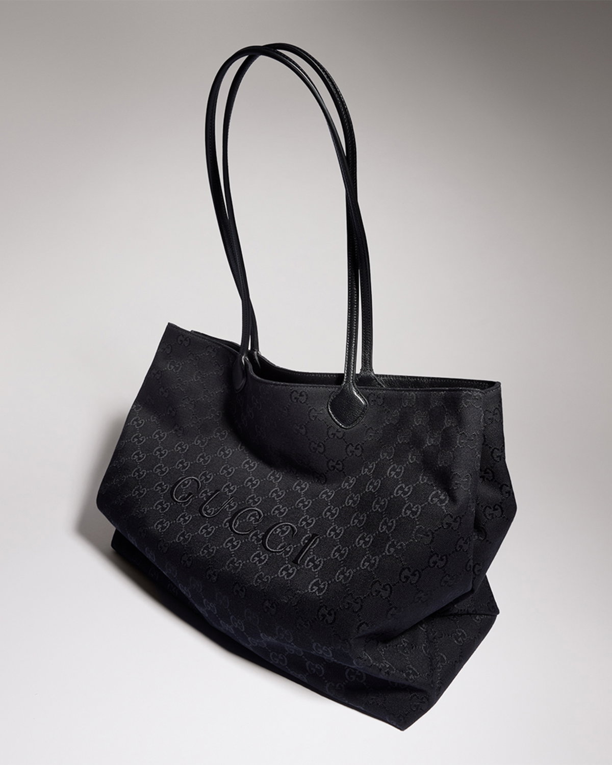 Bag Discover more on the Gucci website 