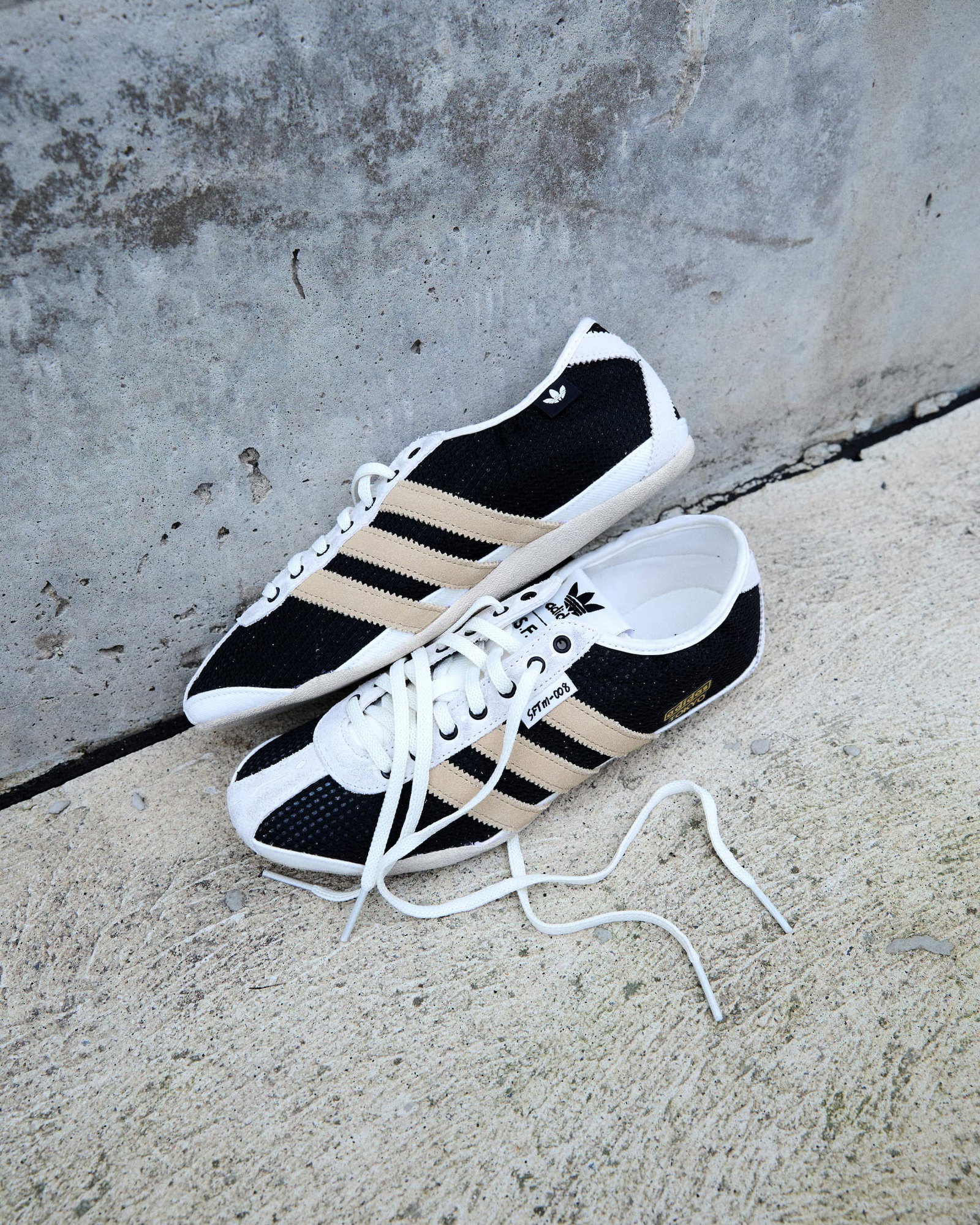 LATEST FOOTWEAR