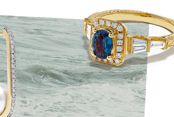 18K Yellow Gold GIA Certified Alexandrite and Diamond Halo Ring