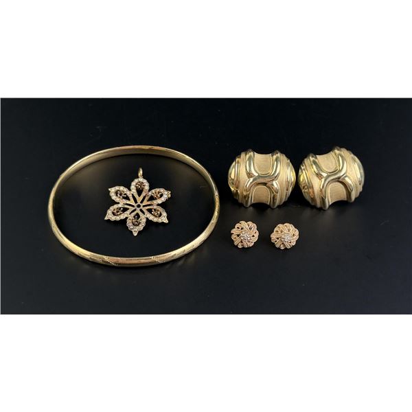 Collection of 14K Gold Jewelry
