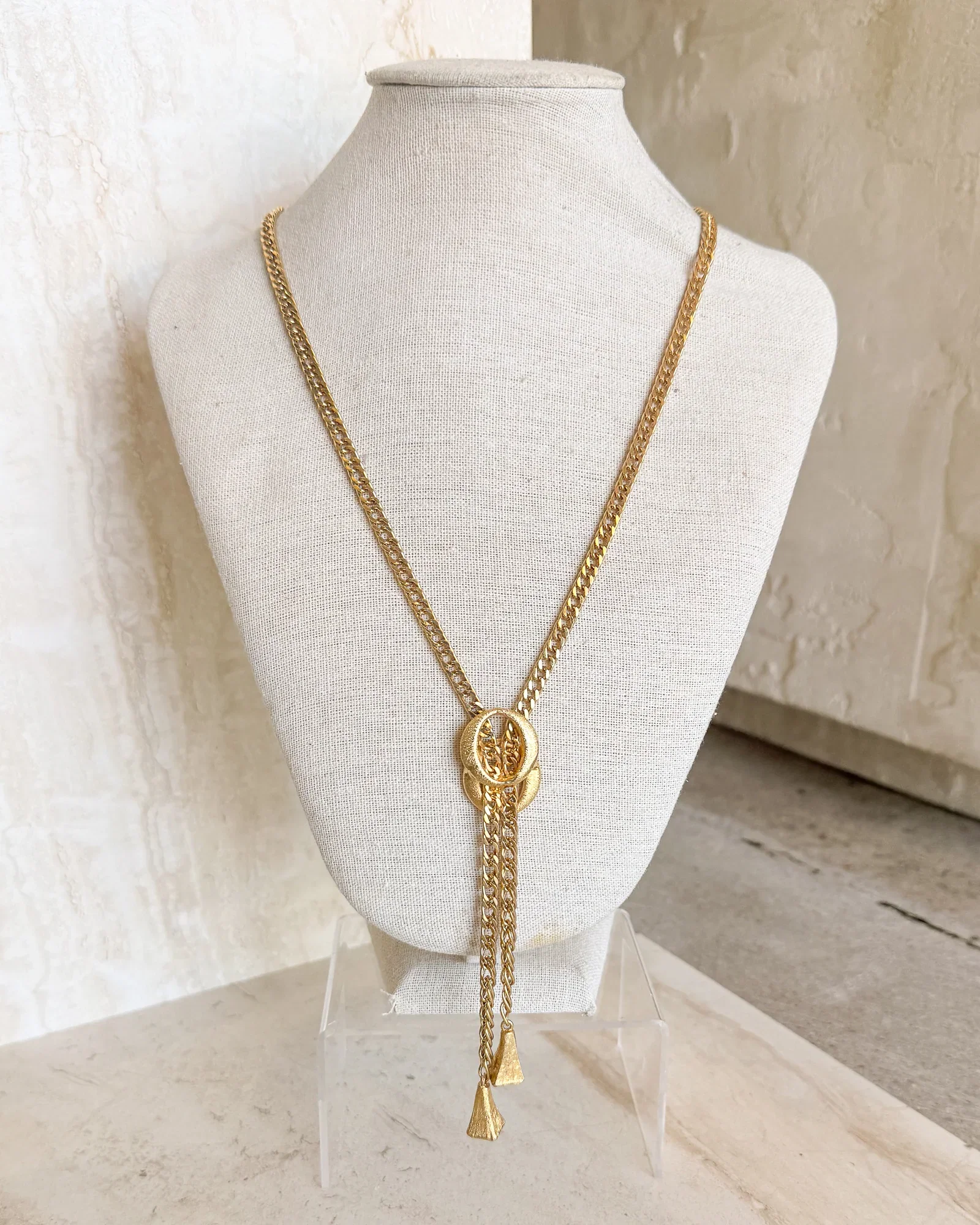 Image of Vintage gold-plated lariat necklace