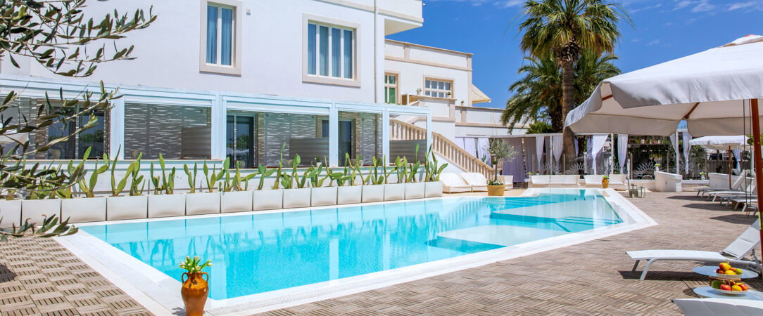 Bianco Riccio Suite Hotel *****