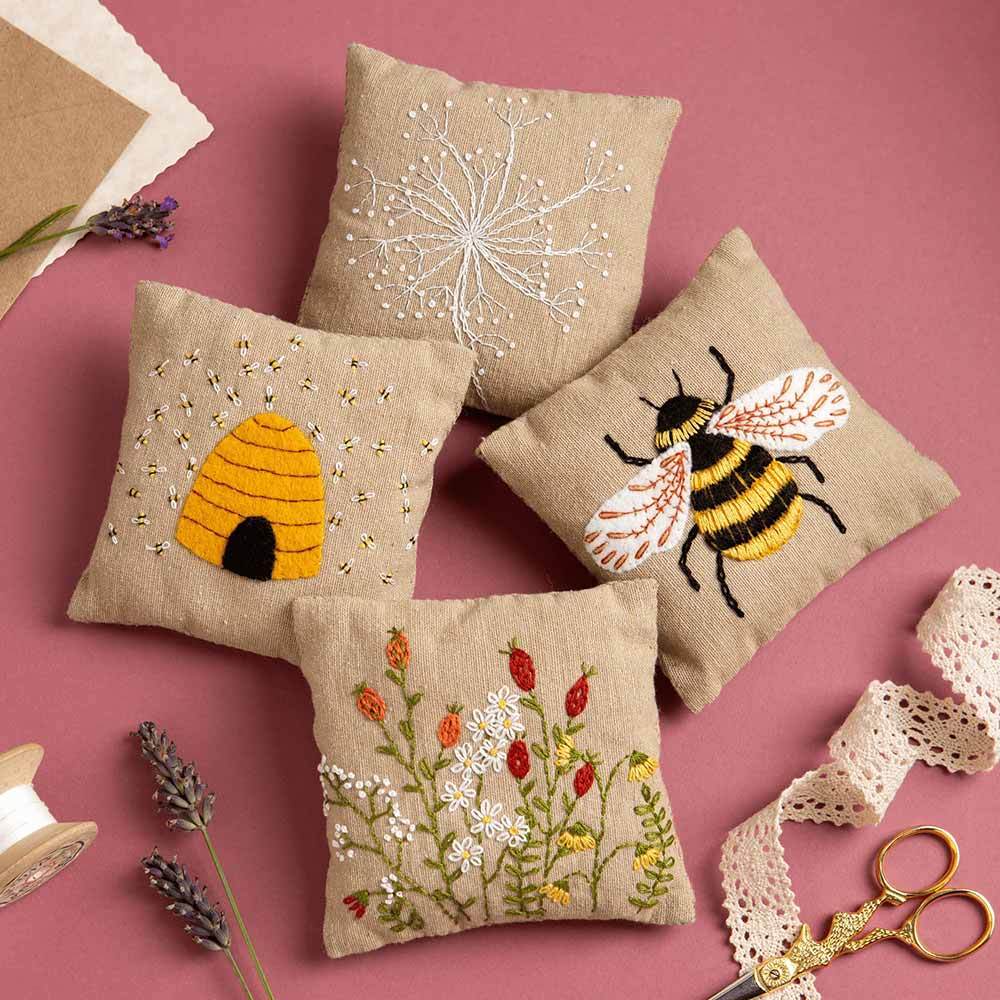 Image of Linen Lavender Bags Embroidery Kit - Bees - Corinne Lapierre