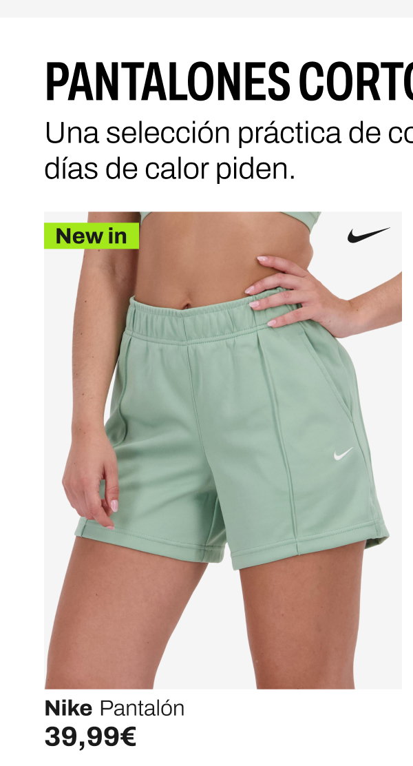 Nike Pantalón corto