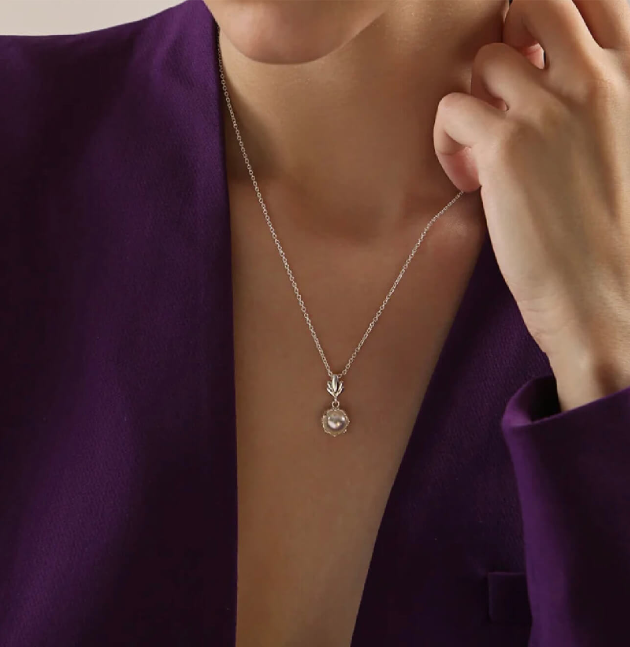 Pearl Leaf Pendant