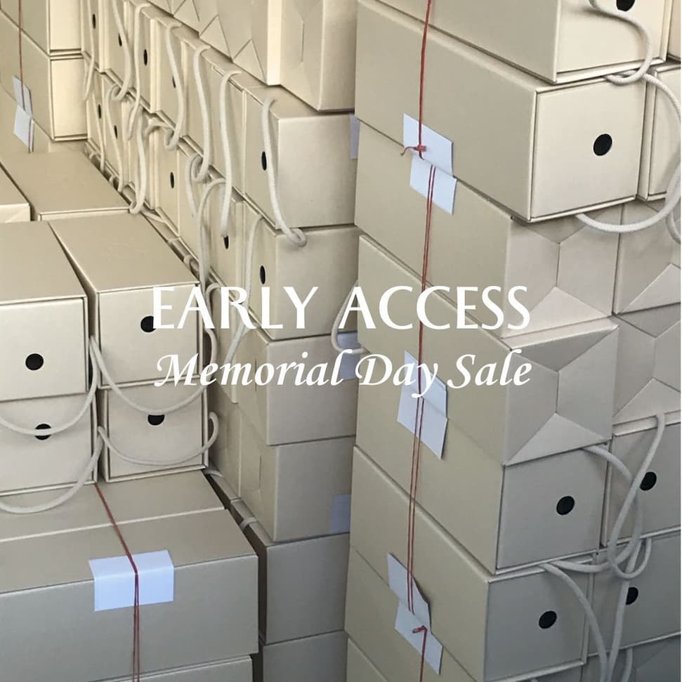 Shoe boxes with text 'Early Access - Memorial Day Sale