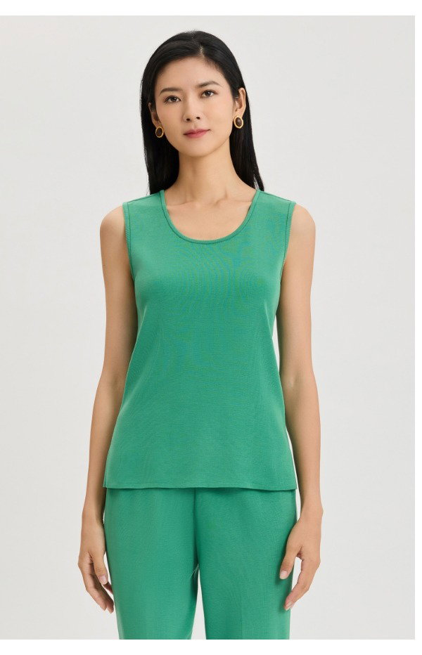 Mid-Length Scoop Neck Knit Tank, Kelly Green