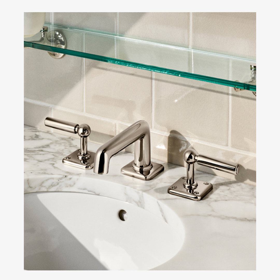 Ludlow Lavatory Faucet with Lever Handles