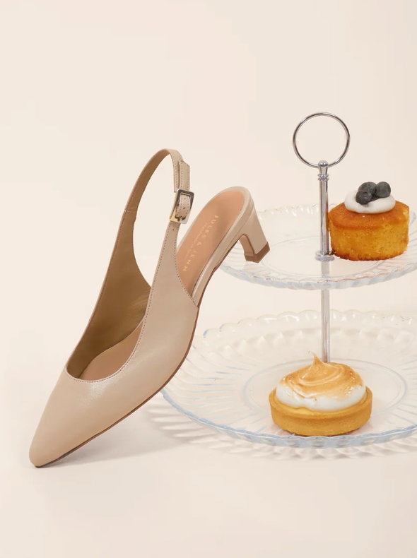 Escarpins slingback petit talon cuir crème