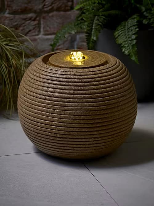 Natural Ribbed Ball Solar Water Feature