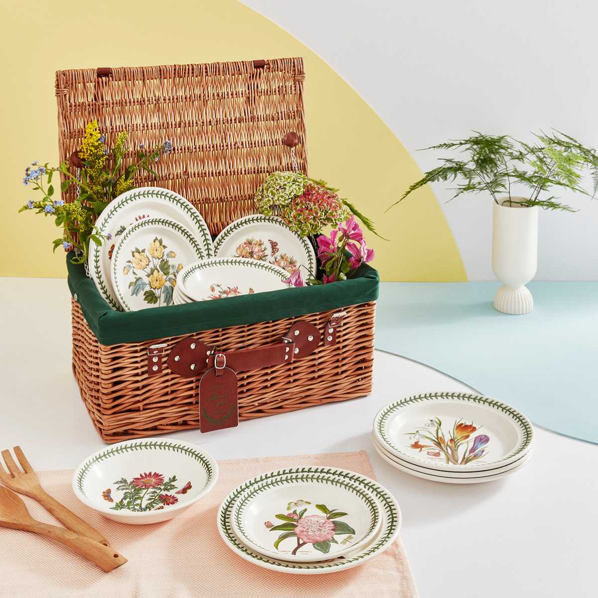 EXTRA 10% Off Dining Sets. Elevate your everyday with a dinner set from Portmeirion. Shop Now.