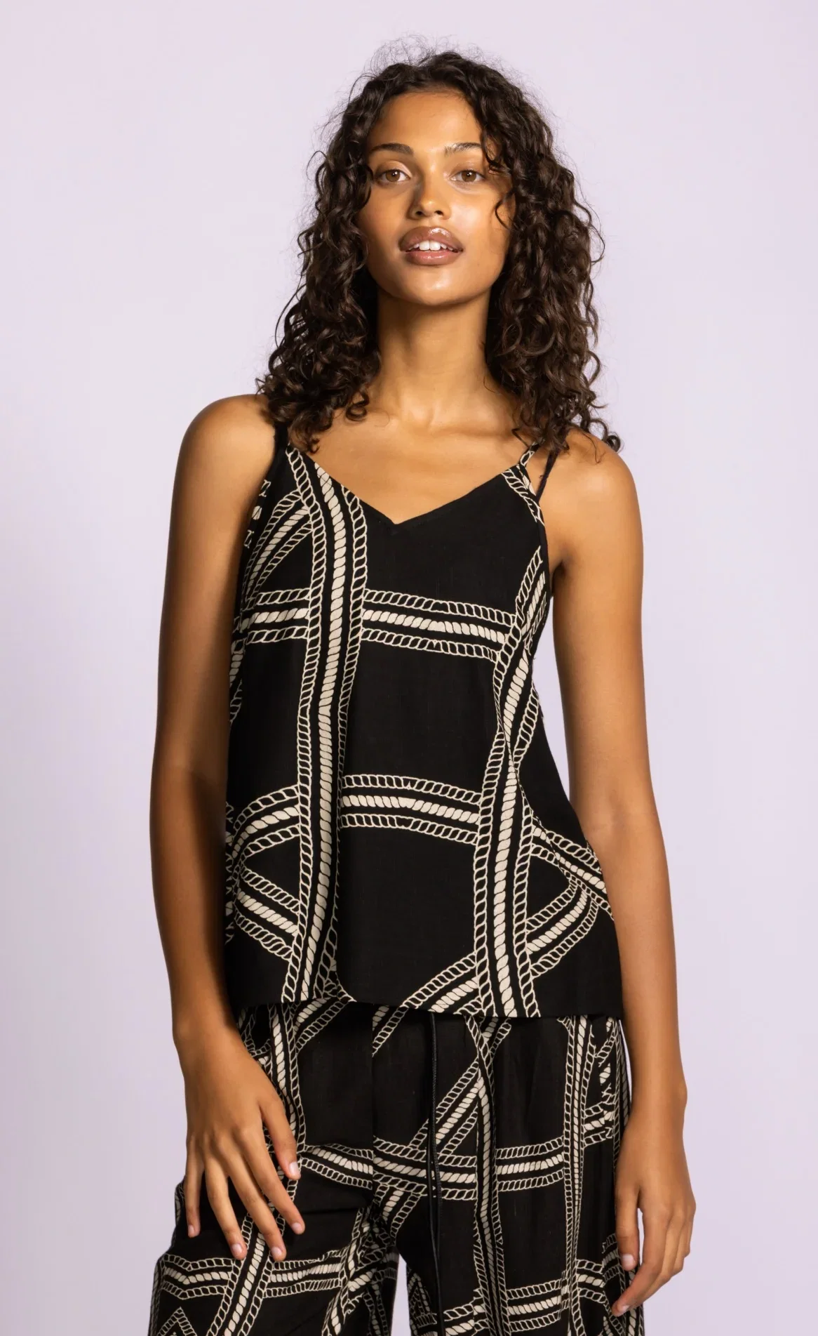 Nagel Top Black