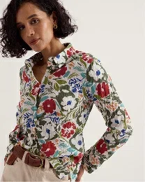 Larissa Shirt