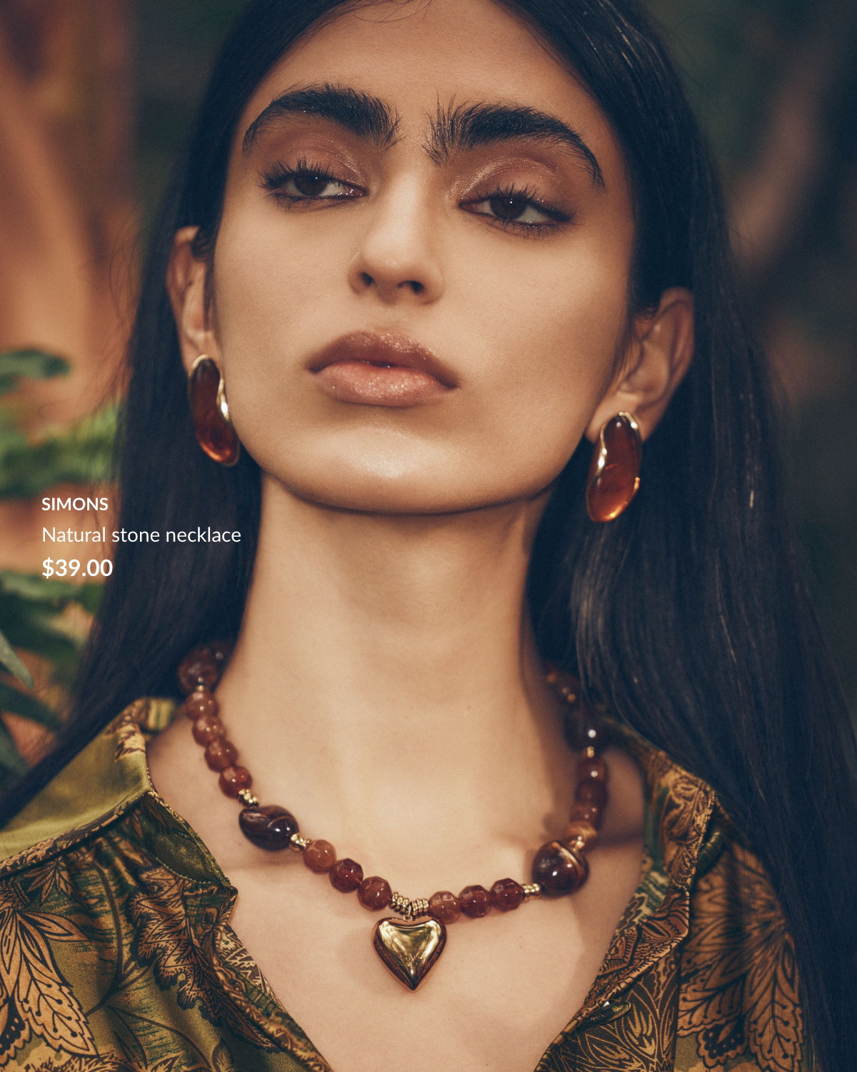 Simons Giant heart pendant and natural stone necklace at 39$