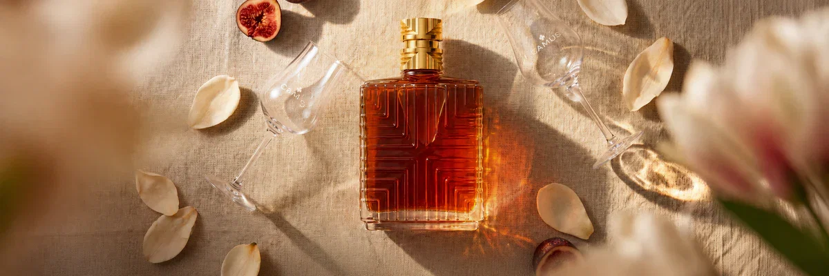 Deux verres de dégustation tulipe et carafe XO Prestige Camus Cognac