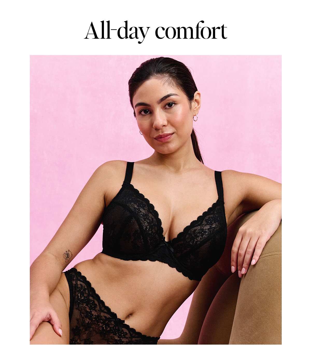 Anne wears Quinn Bra in Black