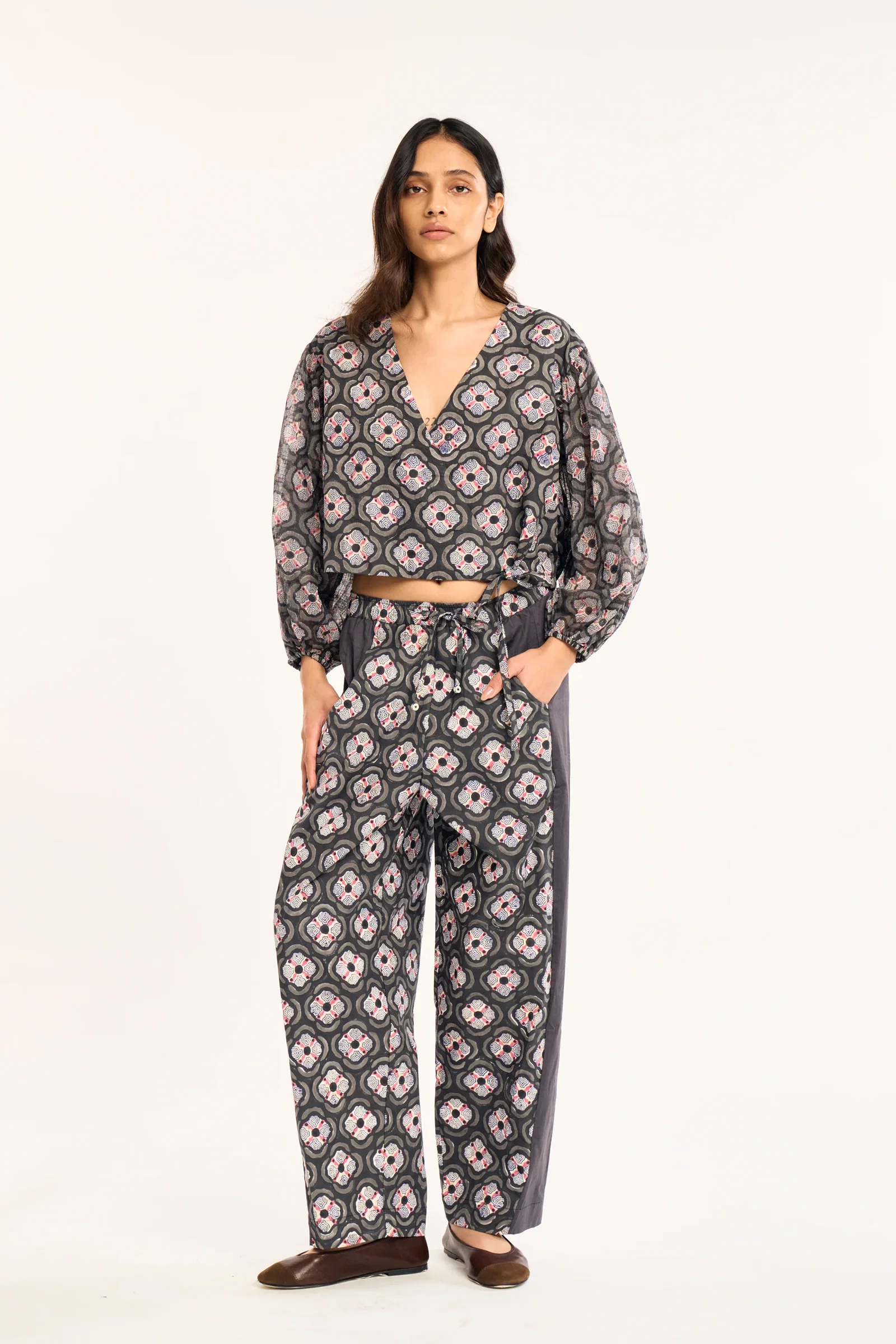 Image of MESA PANTS | CHARCOAL BOTANICA