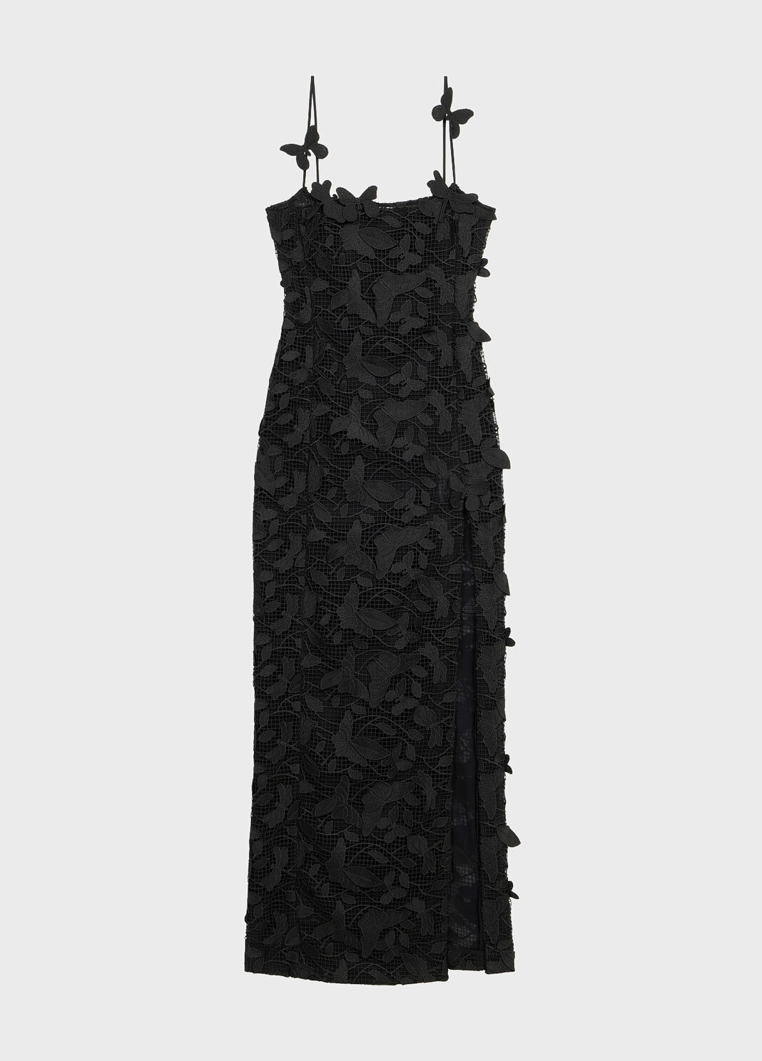 Long dress in macramé lace