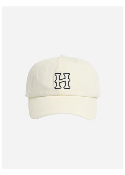 Woven Cap In Cream
